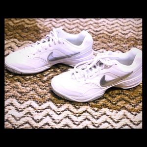 Nike Court Lite Tennis Shoes, size 7.5, never worn
